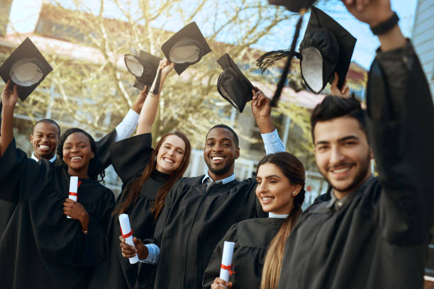 pós-graduação ead homem mulher negro negra preto preta mestrado doutorado reajuste bolsa capes cnpq